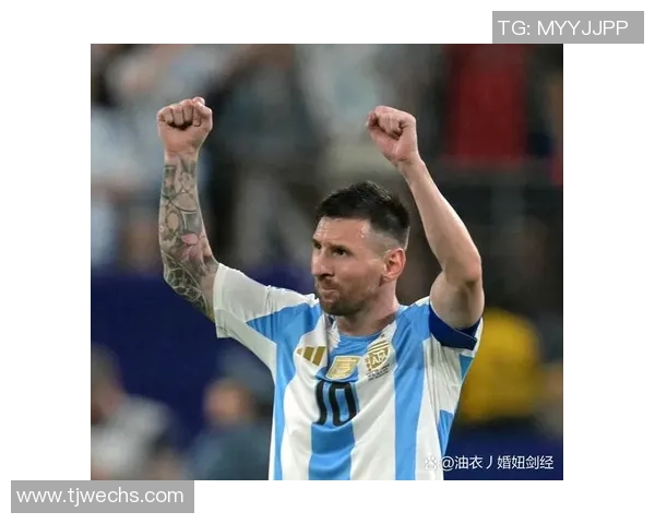 足球明星化身老年人搞笑视频引发热议展现幽默与温情的完美结合 足球明星化身老年人搞笑视频引发热议展现幽默与温情的完美结合