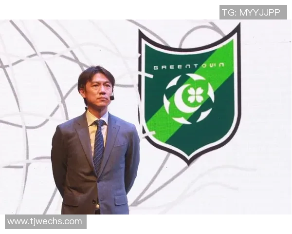 足球明星洪明甫的传奇人生与足球事业的辉煌成就探秘