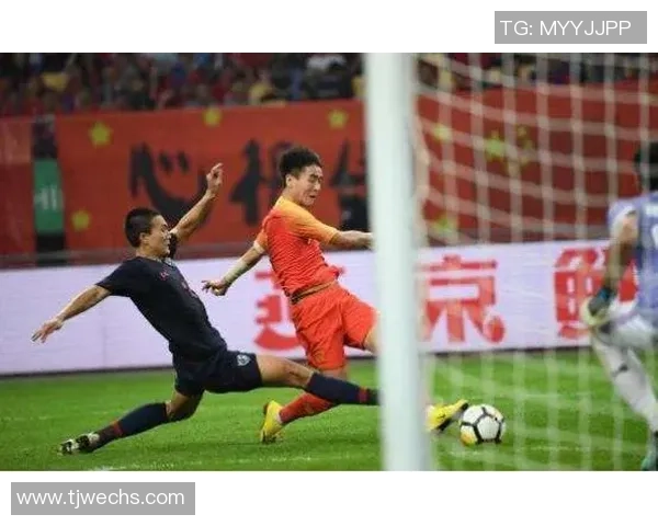 足球明星的场上怪癖揭秘：那些让人哭笑不得的独特习惯与信仰