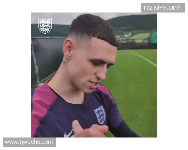 足球明星福登在全球球员排名中位列多少位引发热议 足球明星福登在全球球员排名中位列多少位引发热议