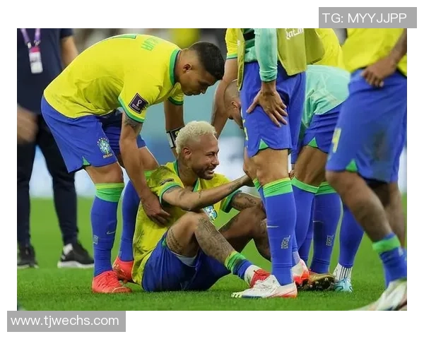 足球明星腿部纹身艺术揭秘展现个性与激情的完美结合 足球明星腿部纹身艺术揭秘展现个性与激情的完美结合